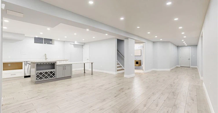 Lower-7 Riesling Court, Hamilton, ON, L8G 0B4 - 4