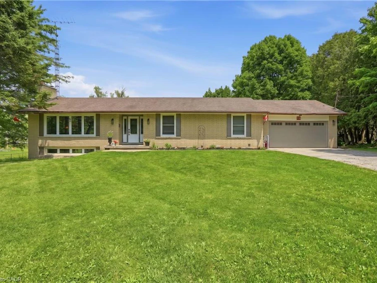 318 Freelton Road, Hamilton, ON, N0B 2J0