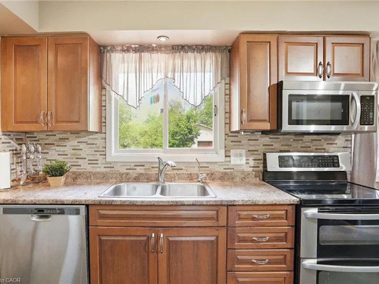 318 Freelton Road, Hamilton, ON, N0B 2J0 - 17