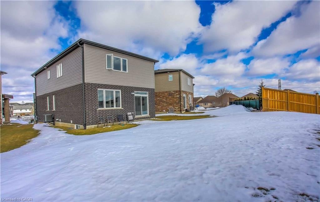 99 Saddlebrook Court, Kitchener, ON, N2R 0P6 - 29