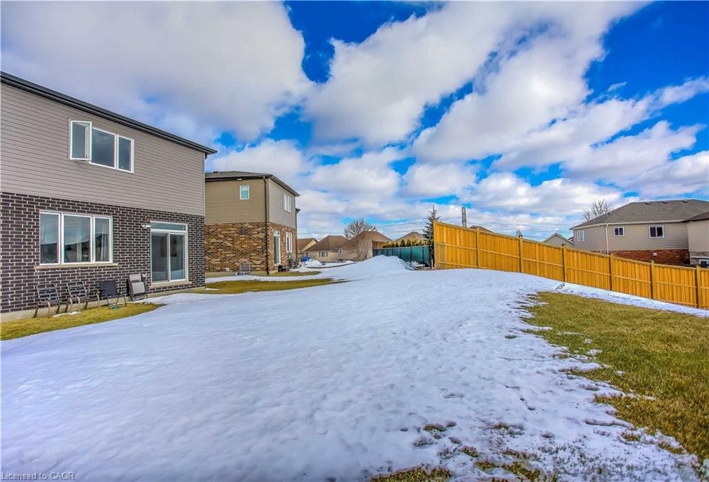 99 Saddlebrook Court, Kitchener, ON, N2R 0P6 - 30