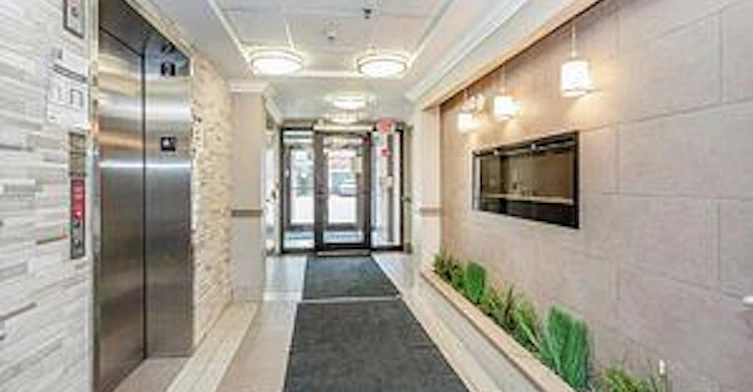 203-70 Baycliffe Crescent, Brampton, ON, L7A 0Z5 - 3