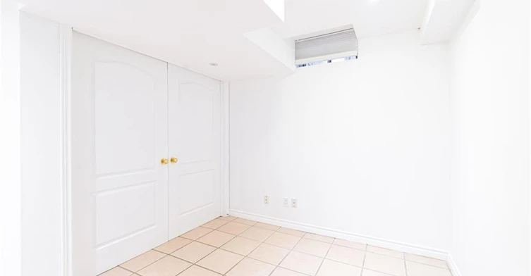 Room E-119 Summers Drive, Thorold, ON, L2V 5C7 - 29
