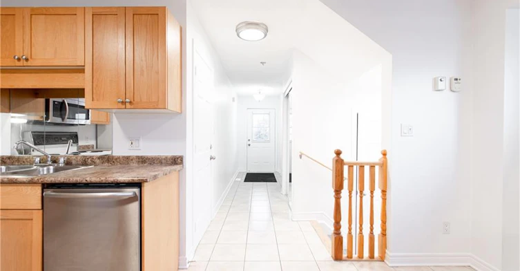 Room C-119 Summers Drive, Thorold, ON, L2V 5C7 - 13