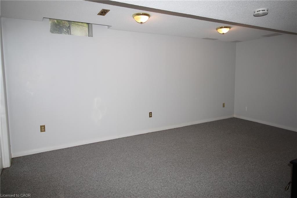 BSMT-144 Huntingwood Avenue, Hamilton, ON, L9H 6X7 - 12