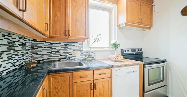 Main-52 Proctor Boulevard, Hamilton, ON, L8M 2M4 - 10
