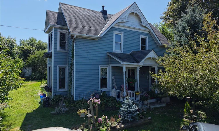 26 Queen Street W