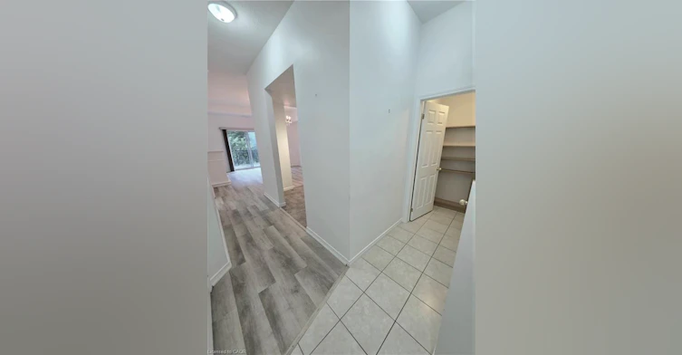102-1000 Creekside Drive, Hamilton, ON, L9H 7S6 - 14