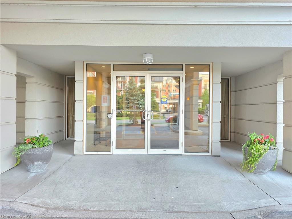 102-1000 Creekside Drive, Hamilton, ON, L9H 7S6 - 3