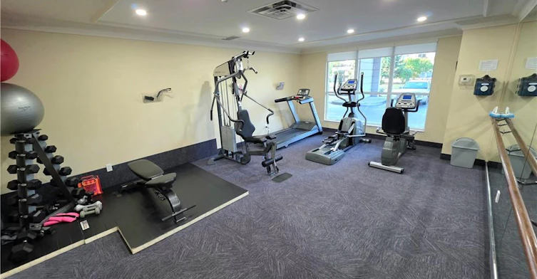 102-1000 Creekside Drive, Hamilton, ON, L9H 7S6 - 5