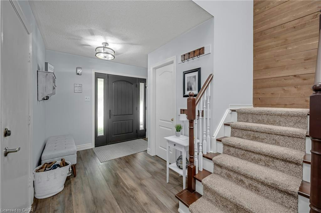 24 Segwun Road, Hamilton, ON, L8B 0K2 - 3