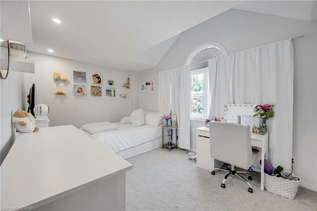 24 Segwun Road, Hamilton, ON, L8B 0K2 - 14