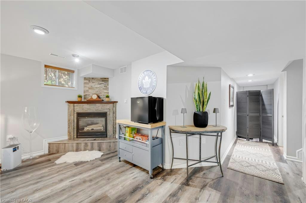 24 Segwun Road, Hamilton, ON, L8B 0K2 - 23