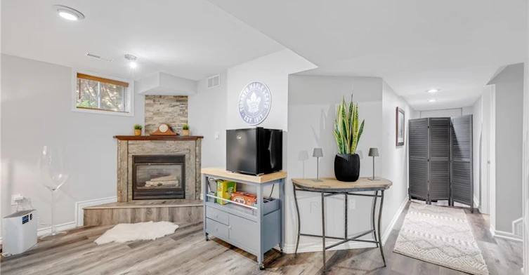 24 Segwun Road, Hamilton, ON, L8B 0K2 - 23