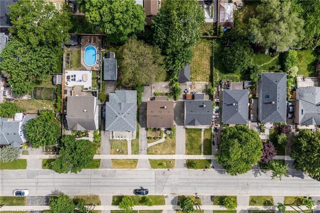 7 Putney Road, Toronto, ON, M8W 2K6 - 4
