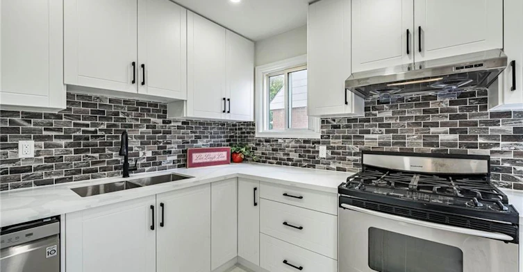 7 Putney Road, Toronto, ON, M8W 2K6 - 16