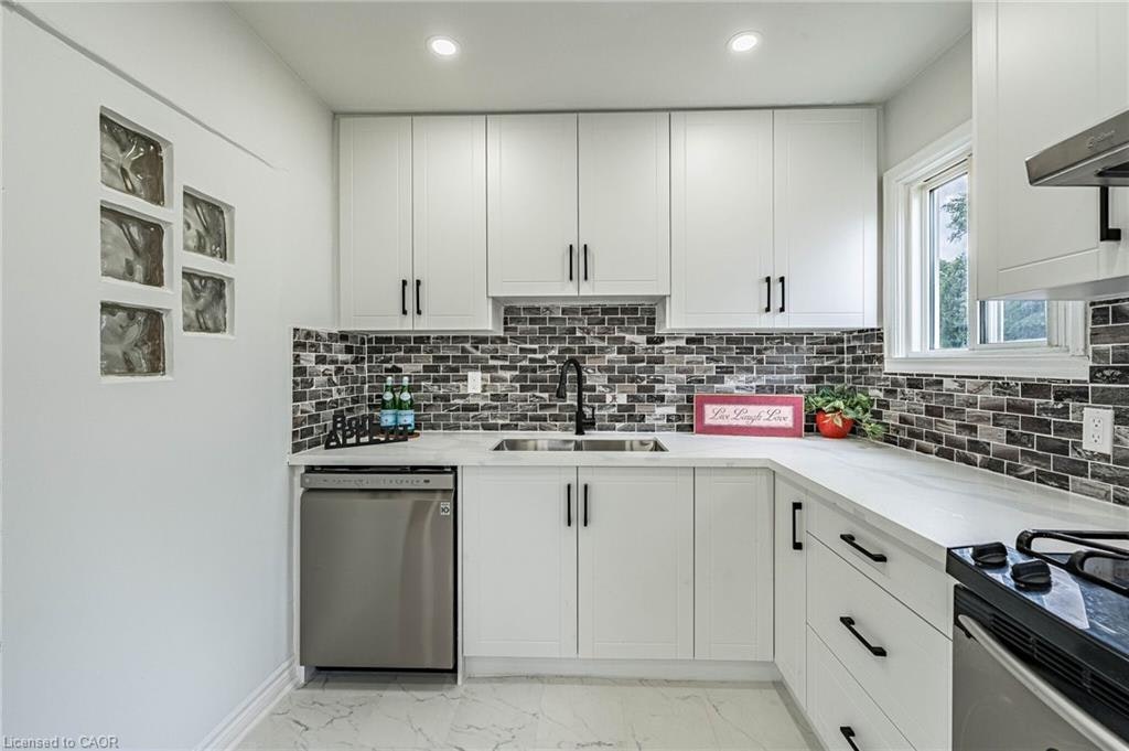 7 Putney Road, Toronto, ON, M8W 2K6 - 13
