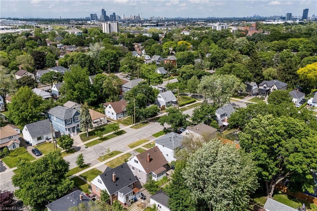 7 Putney Road, Toronto, ON, M8W 2K6 - 39