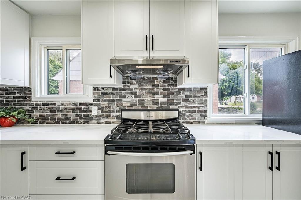 7 Putney Road, Toronto, ON, M8W 2K6 - 14
