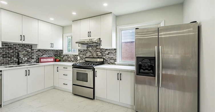 7 Putney Road, Toronto, ON, M8W 2K6 - 12