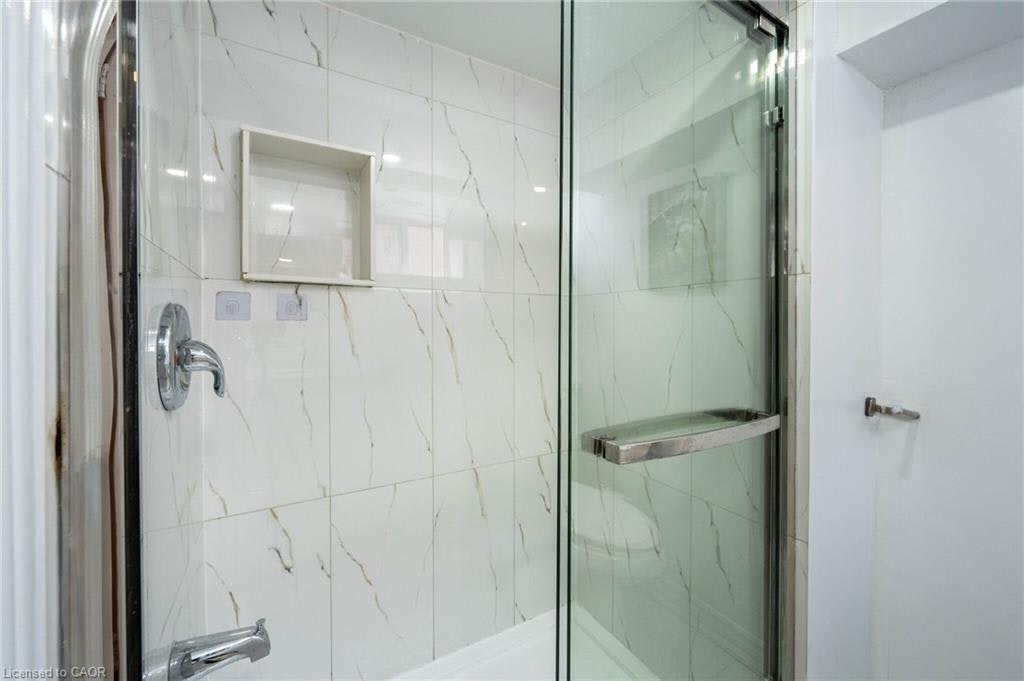 7 Putney Road, Toronto, ON, M8W 2K6 - 34