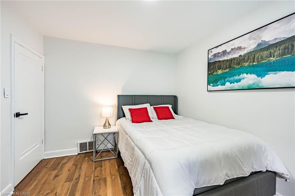 7 Putney Road, Toronto, ON, M8W 2K6 - 19