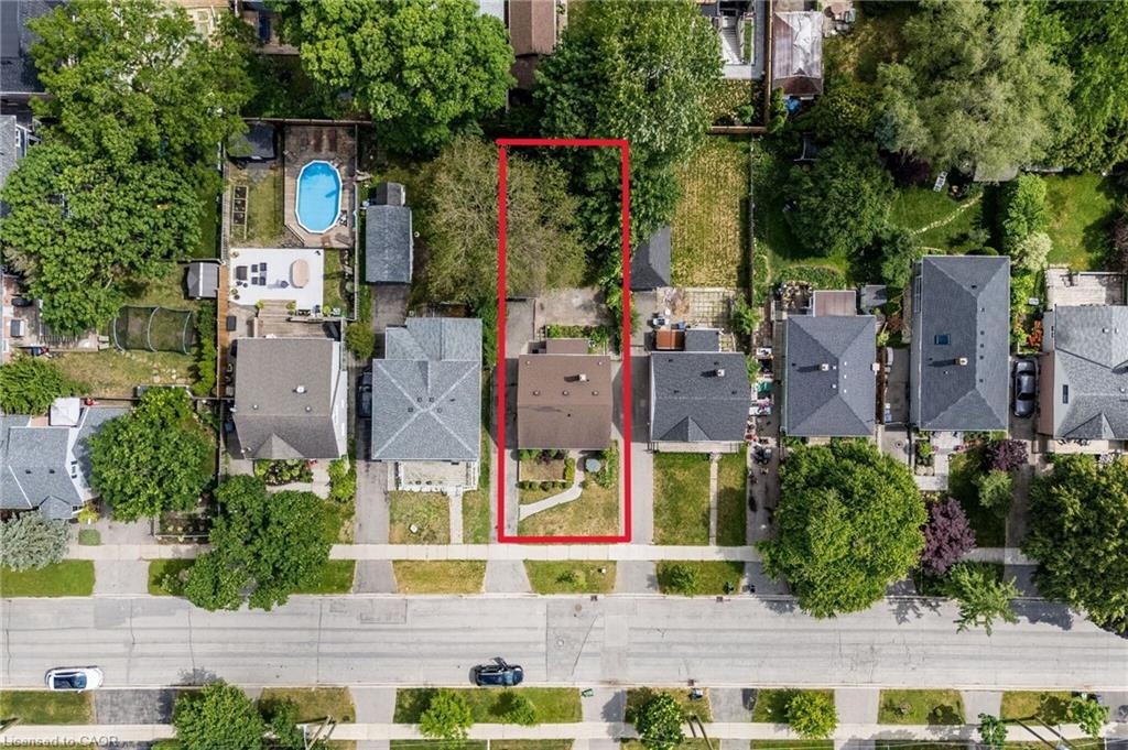 7 Putney Road, Toronto, ON, M8W 2K6 - 2