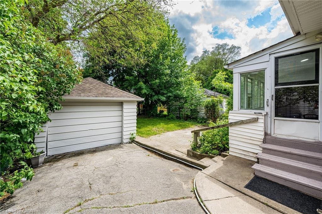 7 Putney Road, Toronto, ON, M8W 2K6 - 35