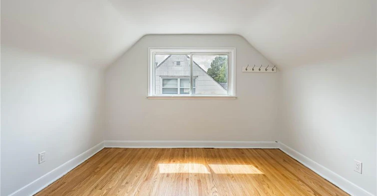 7 Putney Road, Toronto, ON, M8W 2K6 - 24