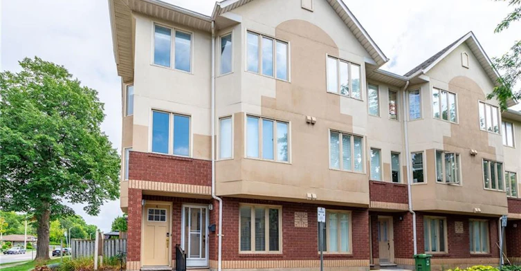 1-266 Limeridge Road E, Hamilton, ON, L9A 2S7