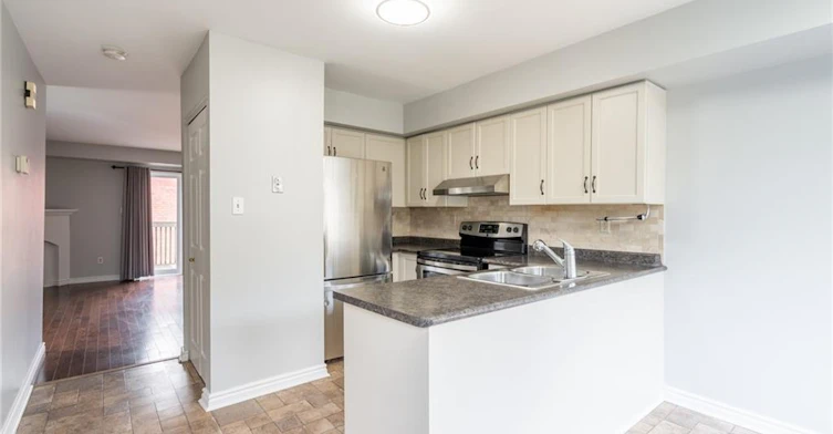 1-266 Limeridge Road E, Hamilton, ON, L9A 2S7 - 9