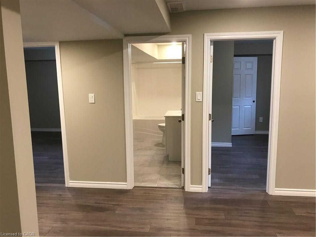 102 B Elmbank Trail, Kitchener, ON, N2R 0H1 - 11