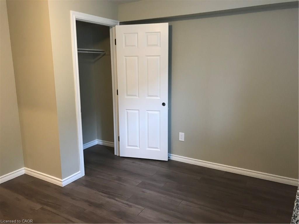 102 B Elmbank Trail, Kitchener, ON, N2R 0H1 - 8