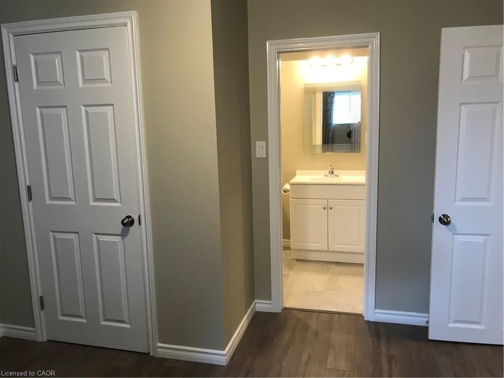 102 B Elmbank Trail, Kitchener, ON, N2R 0H1 - 9