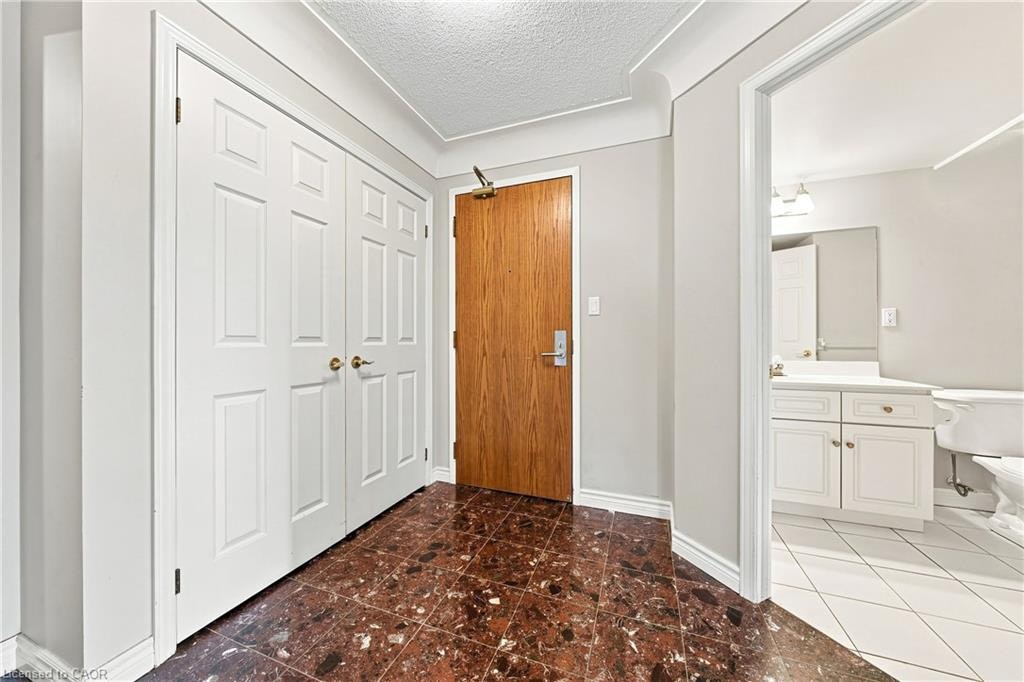 15C-67 Caroline Street S, Hamilton, ON, L8P 3K6 - 4