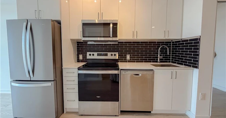 2782 Barton Street E, Hamilton, ON, L8E 3P5 - 12