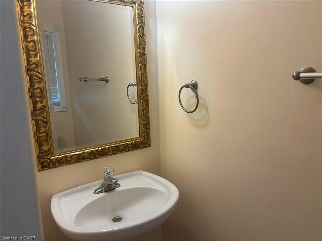 30 Meadow Wood Crescent, Hamilton, ON, L8J 3Z8 - 7