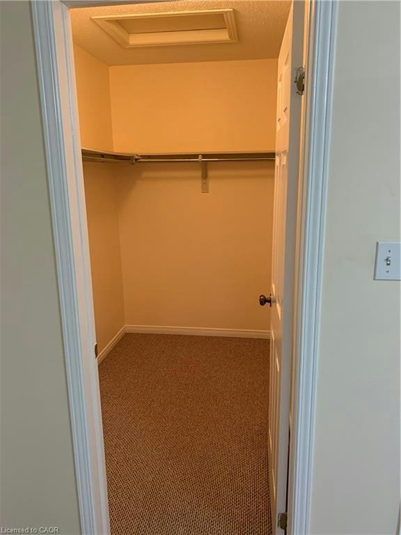 30 Meadow Wood Crescent, Hamilton, ON, L8J 3Z8 - 14