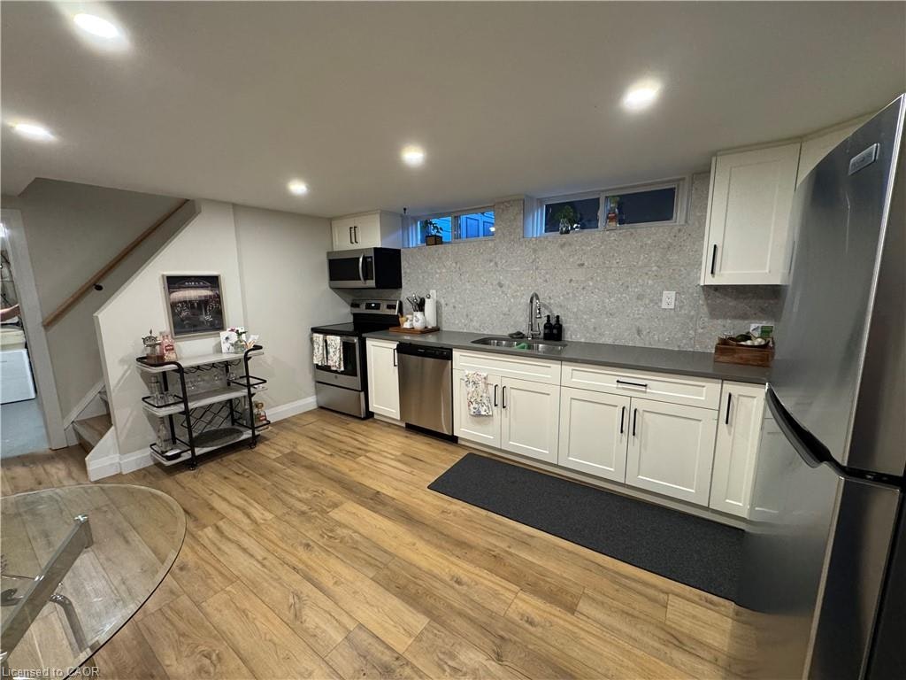 Lower-52 Massey Avenue, Kitchener, ON, N2C 1M3 - 9