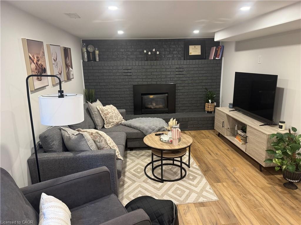 Lower-52 Massey Avenue, Kitchener, ON, N2C 1M3 - 3