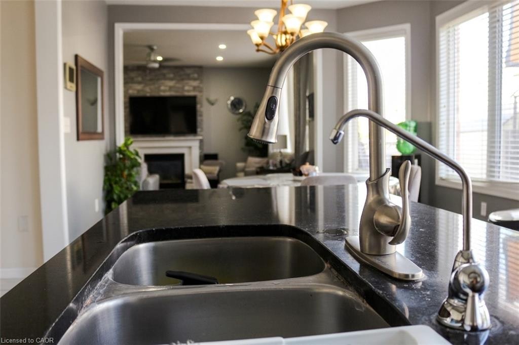 Upper-358 Baldwin Drive, Cambridge, ON, N3C 0C2 - 21