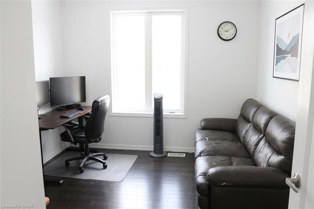 Upper-358 Baldwin Drive, Cambridge, ON, N3C 0C2 - 25