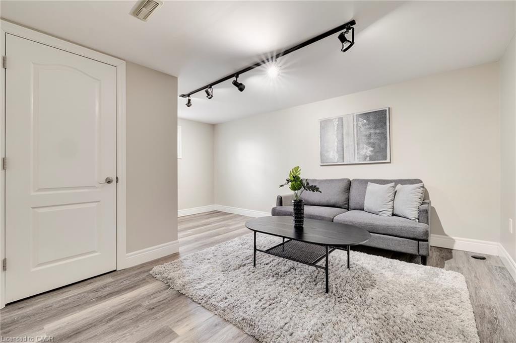 111 Scott Road, Cambridge, ON, N3C 2X6 - 16