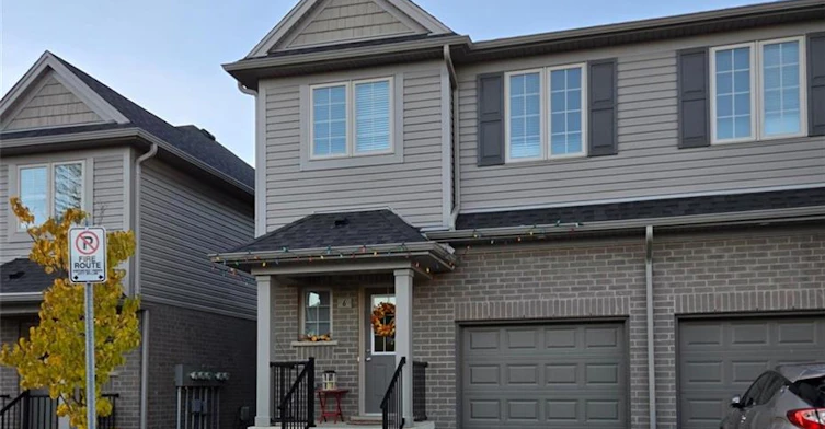 24-86 Erbsville Court, Waterloo, ON, N2T 0C8