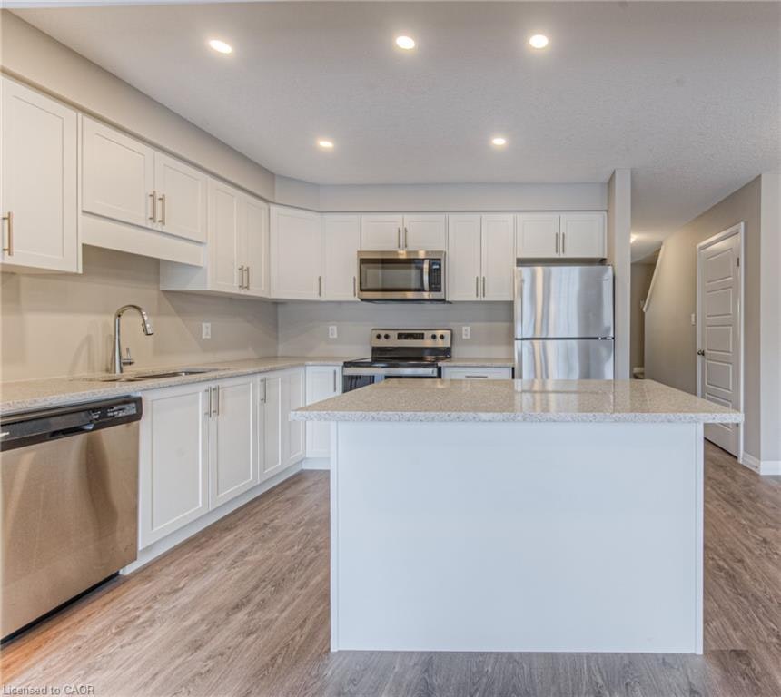 24-86 Erbsville Court, Waterloo, ON, N2T 0C8 - 4