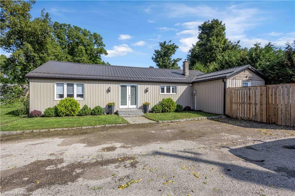 3-114 King Street, Brant, ON, N0E 1A0 - 2