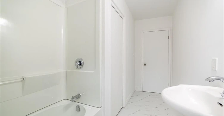 22 Kelson Avenue S, Grimsby, ON, L3M 4C3 - 14