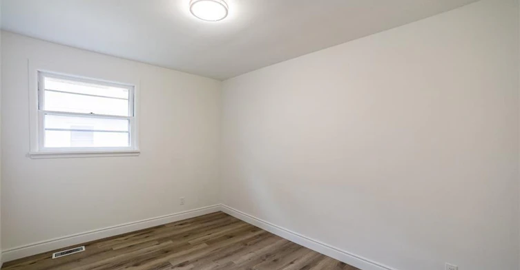 22 Kelson Avenue S, Grimsby, ON, L3M 4C3 - 15