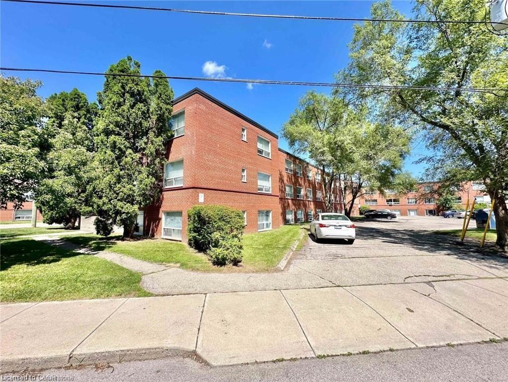305-37 Mericourt Road, Hamilton, ON, L8S 2N5 - 2