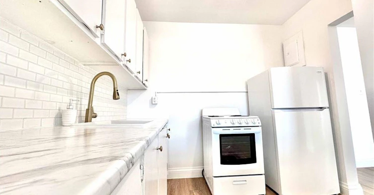 305-37 Mericourt Road, Hamilton, ON, L8S 2N5 - 3